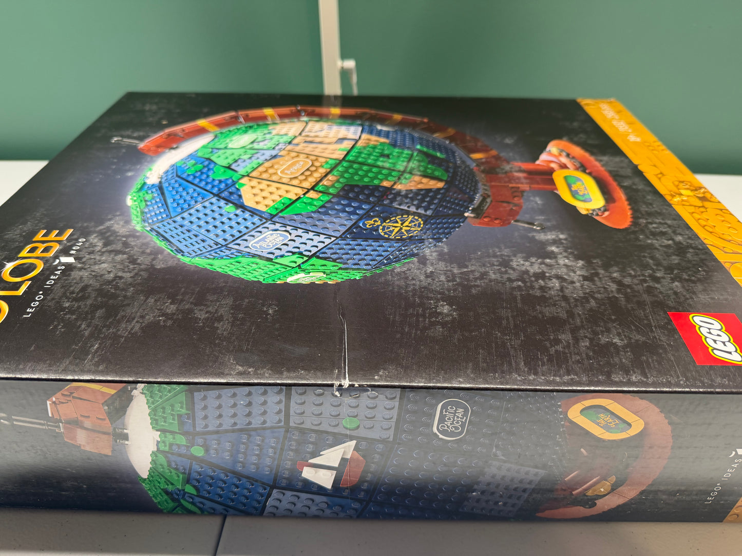 LEGO Ideas The Globe 21332 New In Factory Sealed Box Good Condition! #D