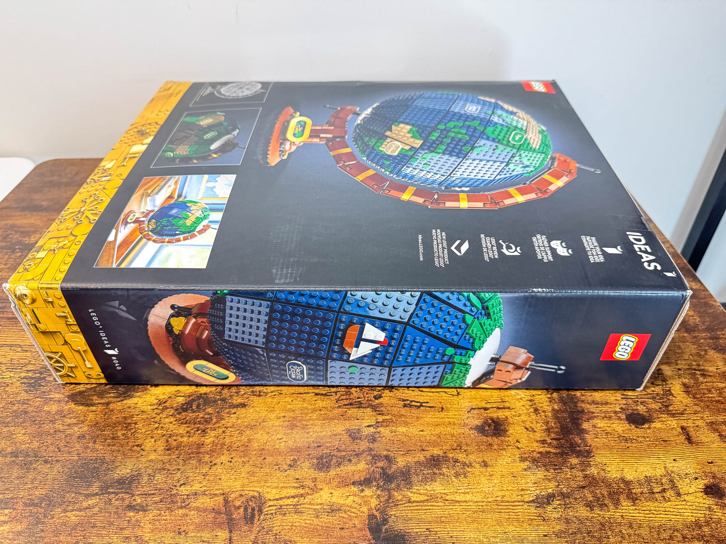 LEGO Ideas The Globe 21332 Factory Sealed