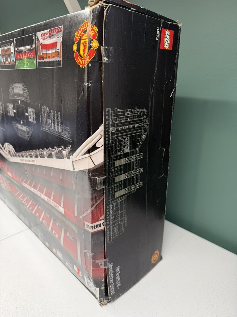 LEGO Icons Old Trafford Manchester United 10272 New In Sealed Box