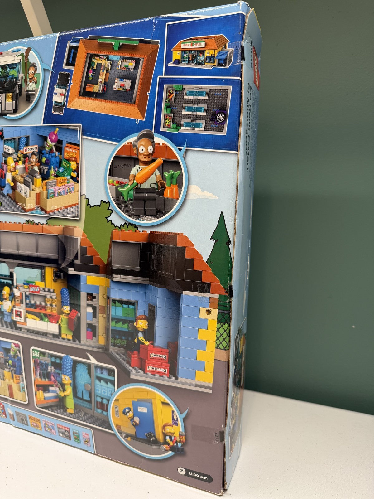 LEGO The Simpsons The Kwik-E-Mart 71016 New In Sealed Box