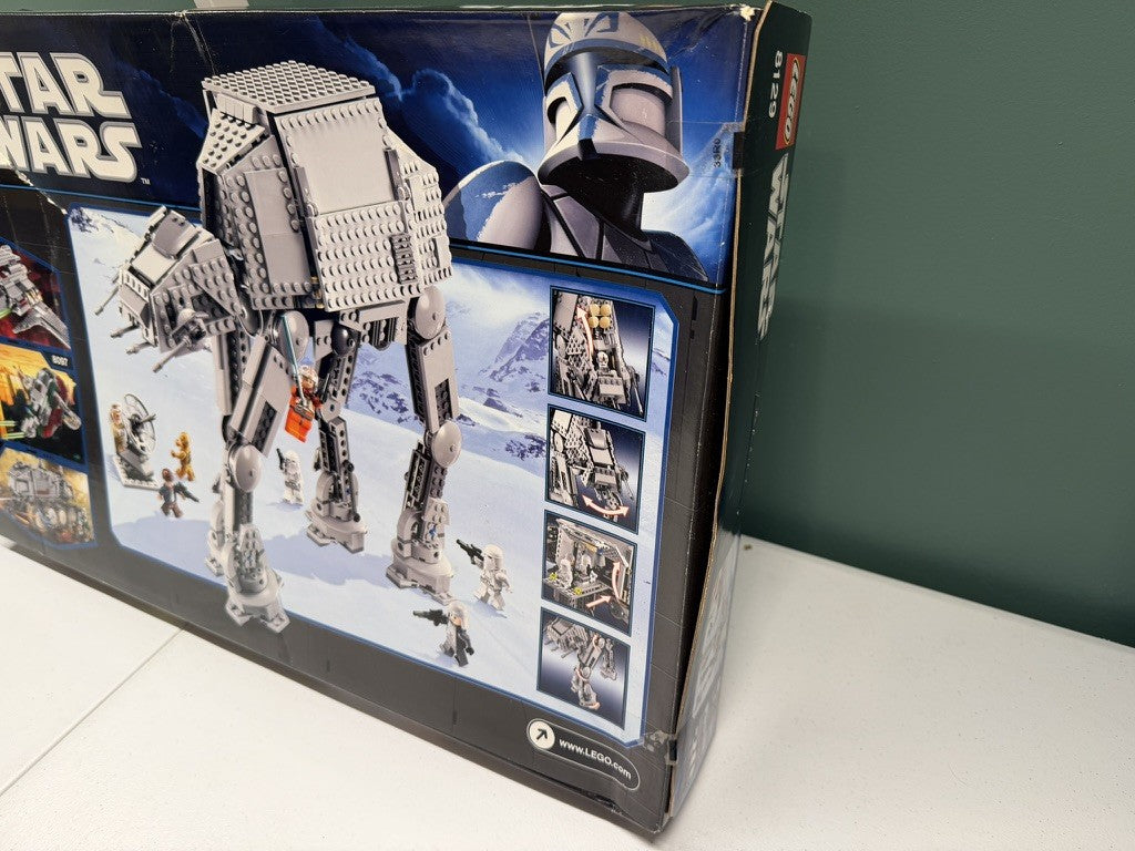 LEGO Star Wars Episode V AT-AT Walker 8129