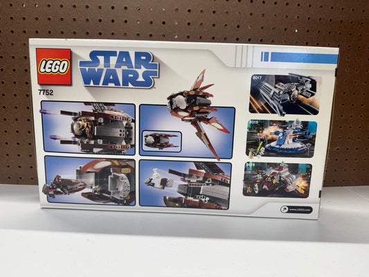 LEGO Star Wars: Count Dooku's Solar Sailer (7752) New In Sealed Box