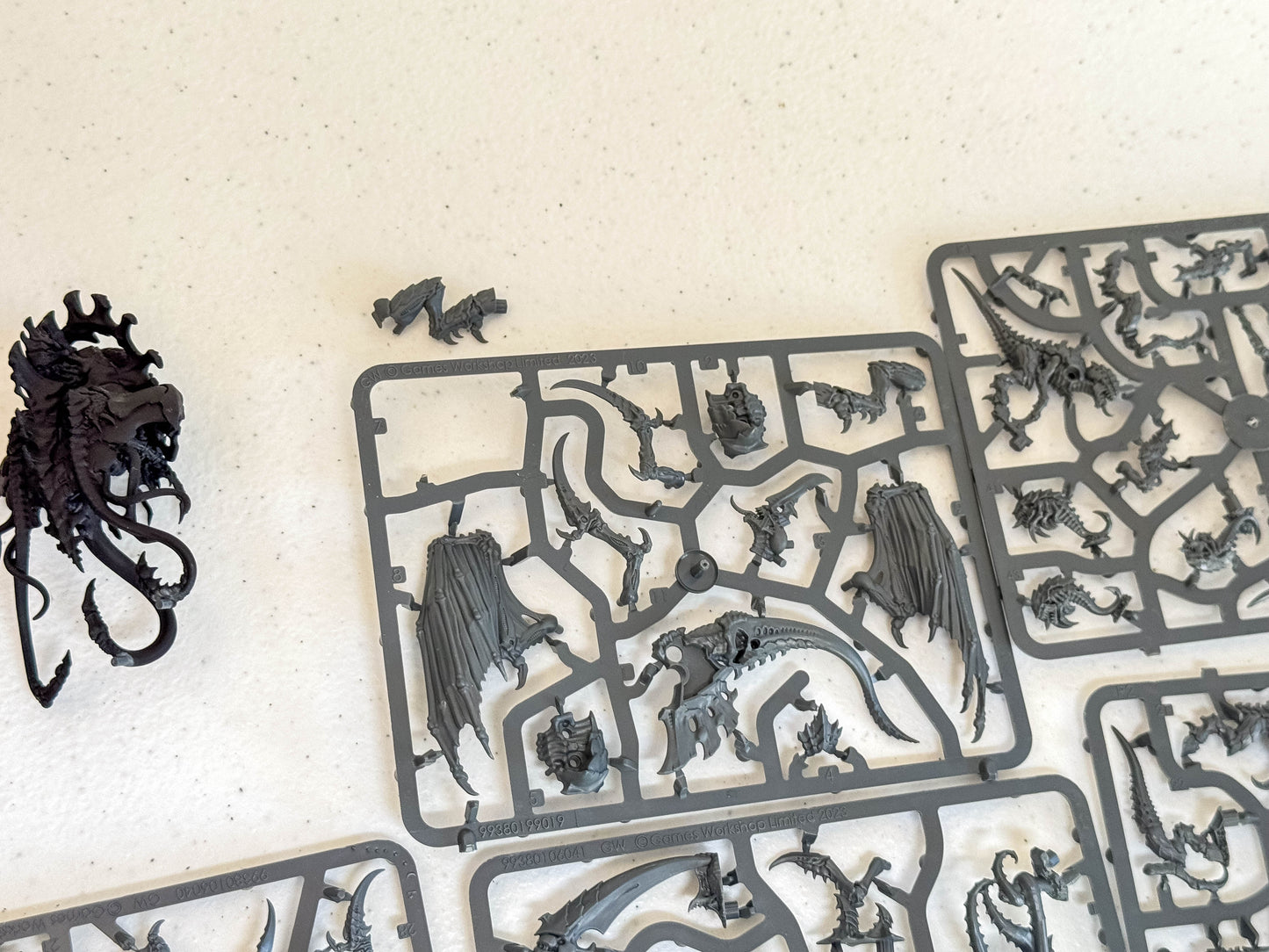 Tyranids Leviathan Half Warhammer 40K Games Workshop Partially Assembled No Neurogaunts / Barbgaunts