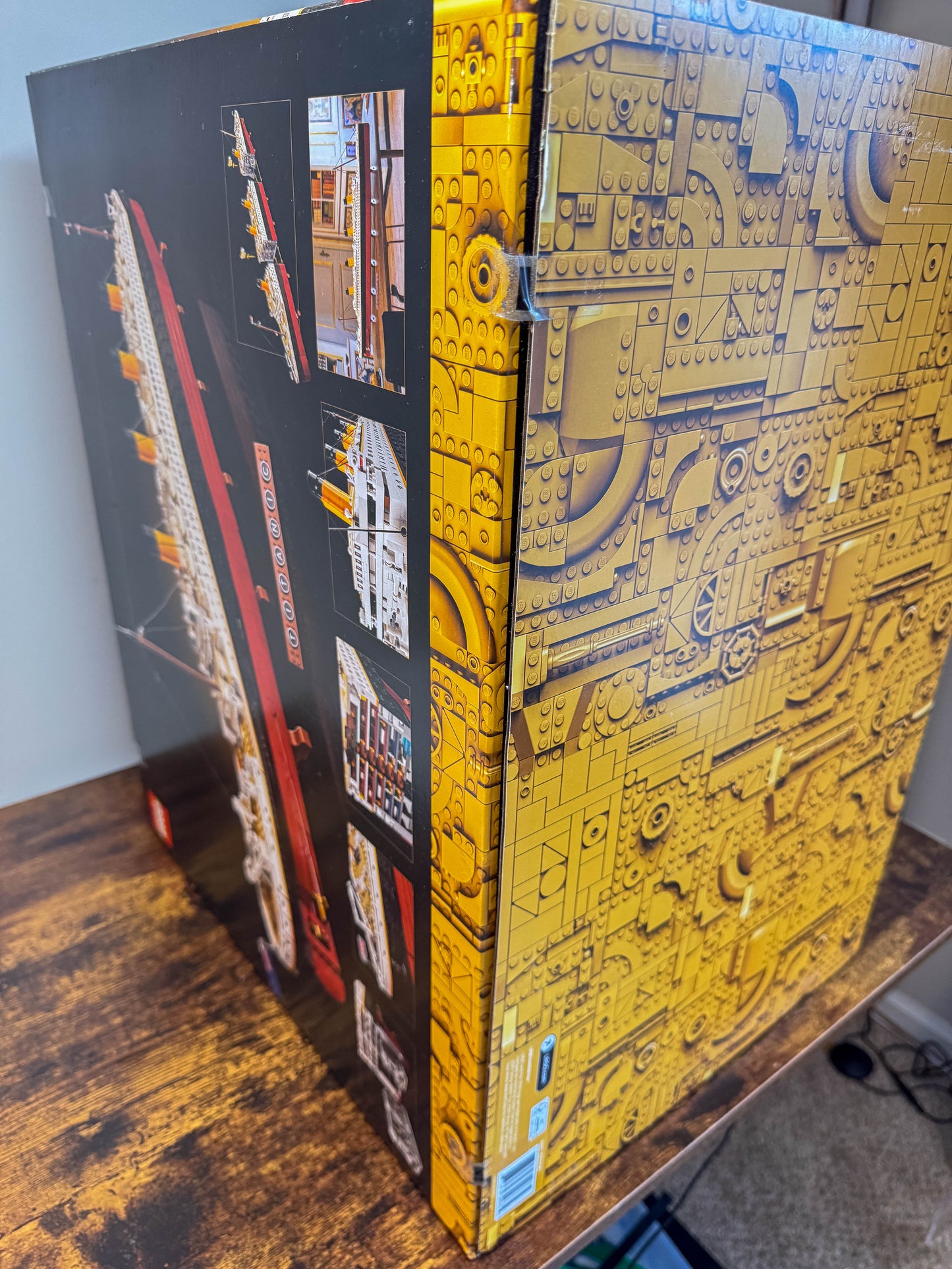 LEGO Icons Titanic 10294 New in Sealed Box