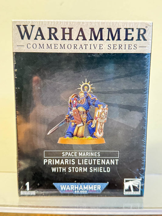 Primaris Lieutenant With Storm Shield Commemorative Series Warhammer 40k