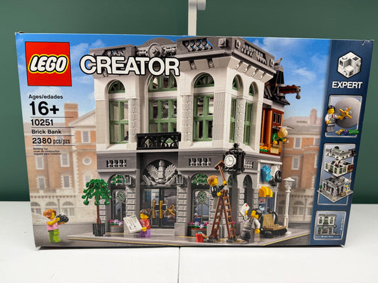LEGO Creator Expert Brick Bank 10251 New In Sealed Box Great Condition