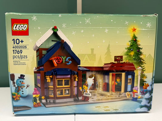 LEGO 2025 Employee Exclusive - Toy Store 4002025 NISB Fair Condition