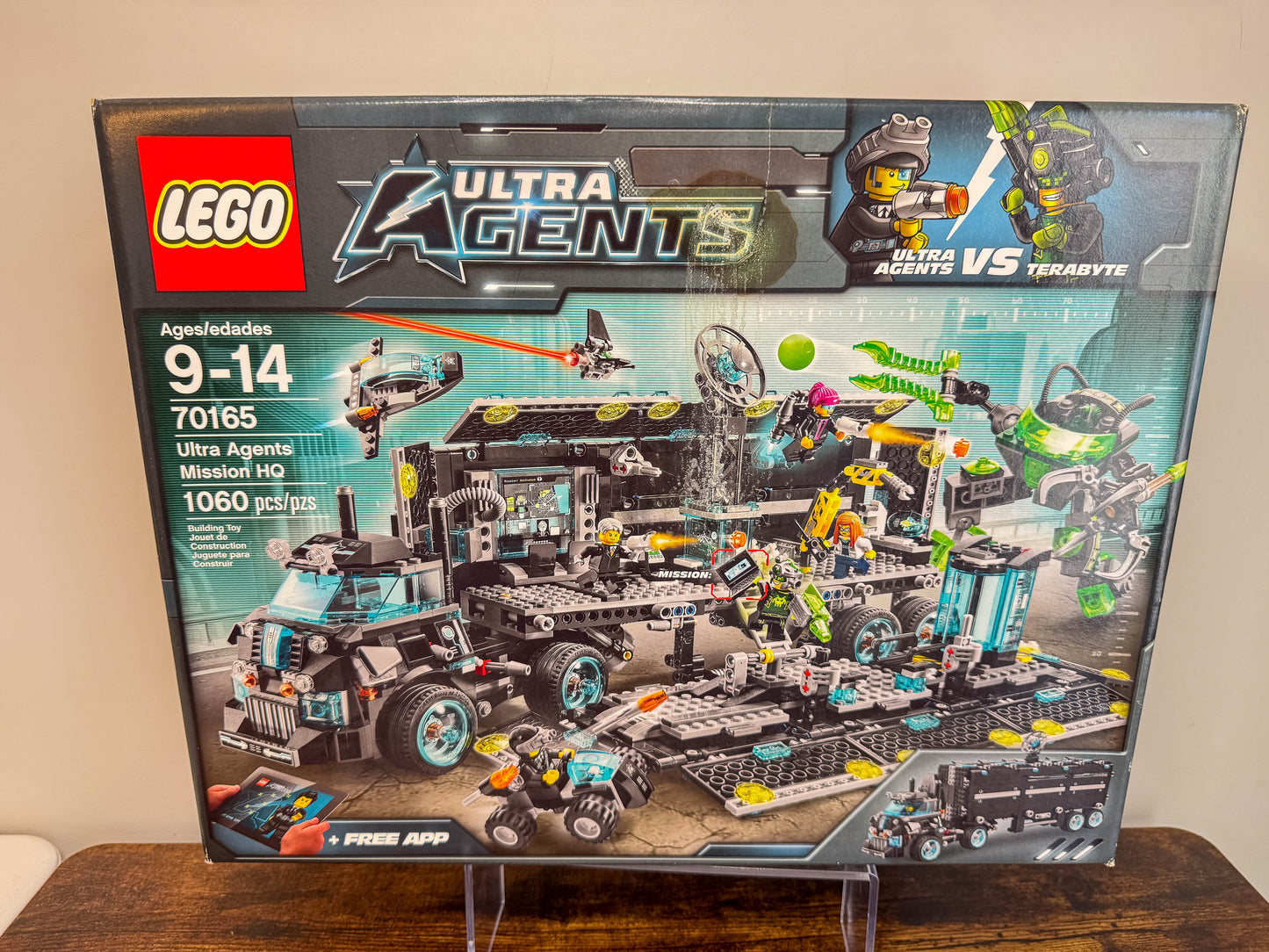 LEGO Ultra Agents Ultra Agents Mission HQ 70165 Factory Sealed