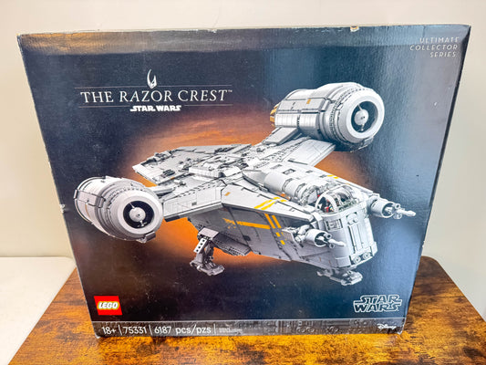 LEGO Star Wars Ultimate Collector Series The Razor Crest 75331 Factory Sealed