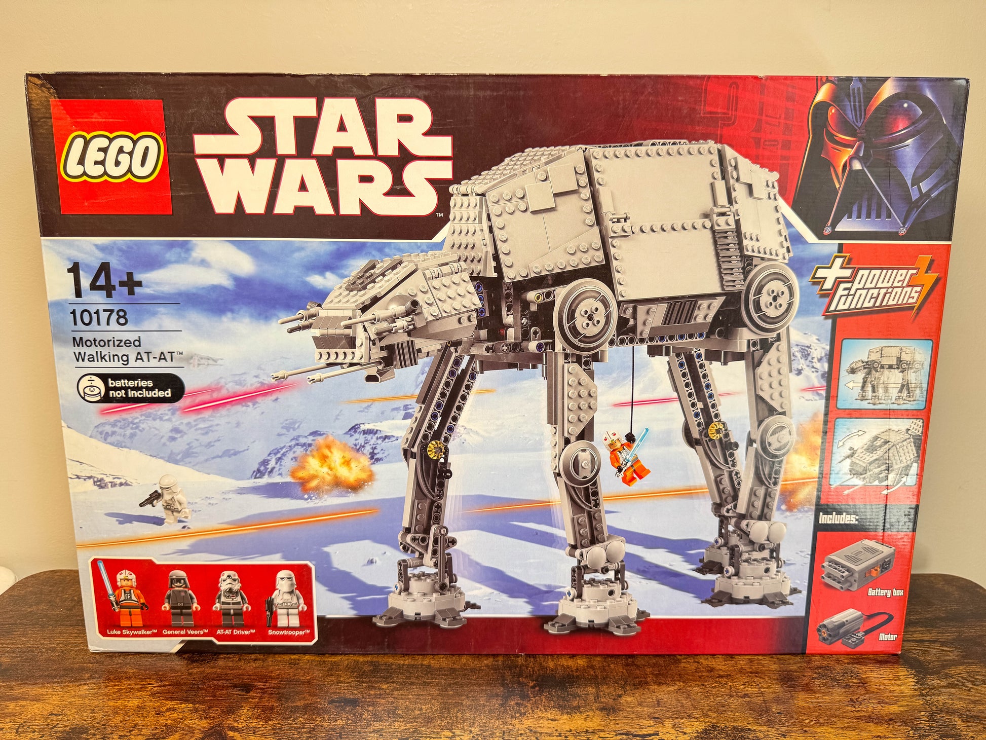LEGO Star Wars Episode V Motorised Walking AT-AT 10178 Factory Sealed