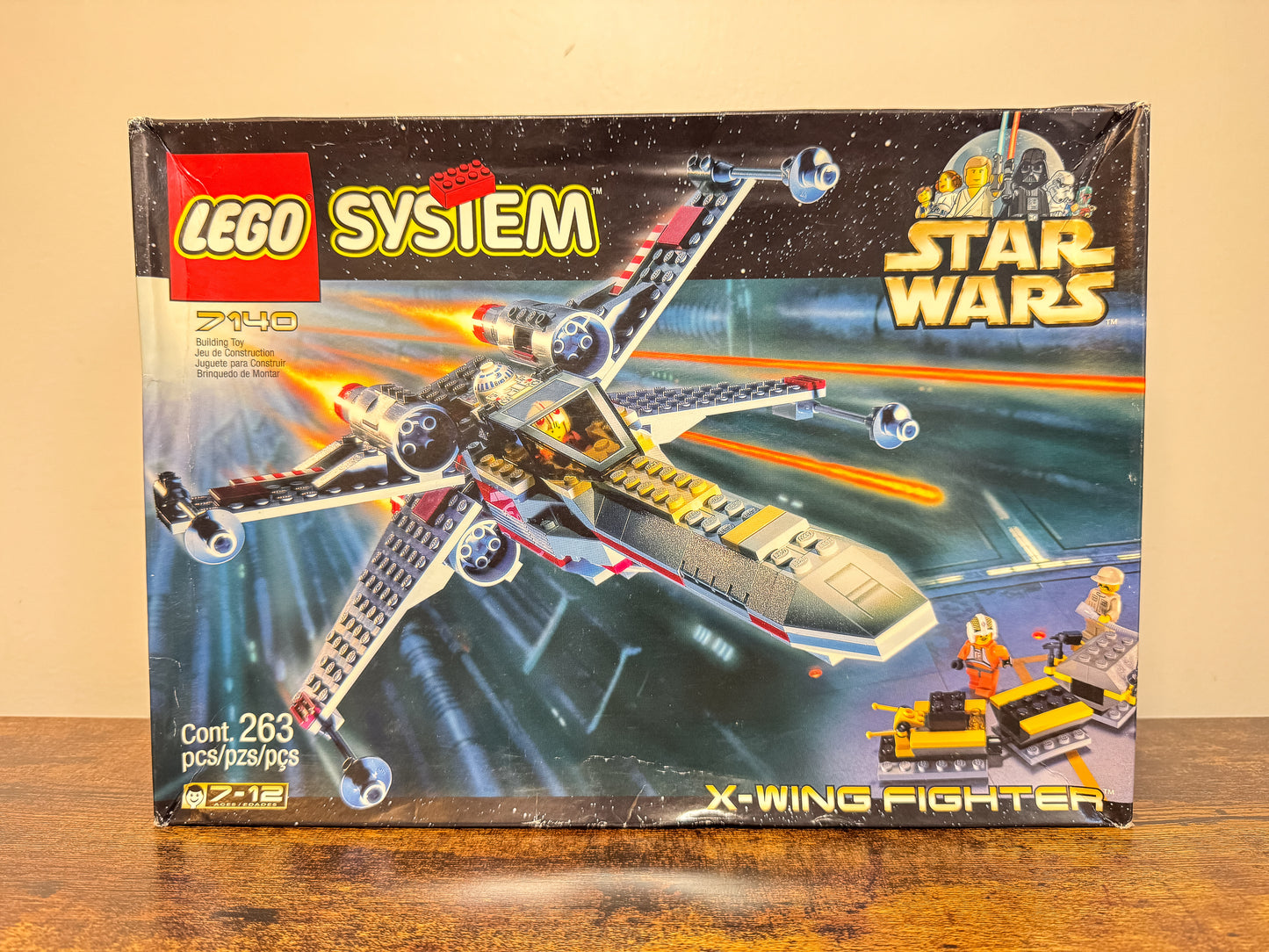 LEGO Star Wars Episode IV X-Wing Fighter 7140 Factory Sealed Unit #304