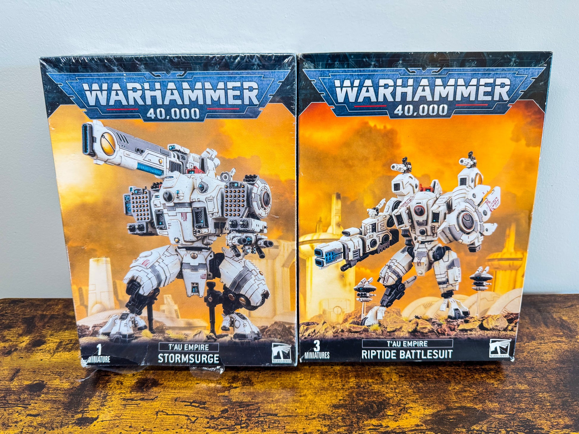 XV104 Riptide Battlesuit + KV128 Stormsurge Tau Empire lot Warhammer 40k Unit #415