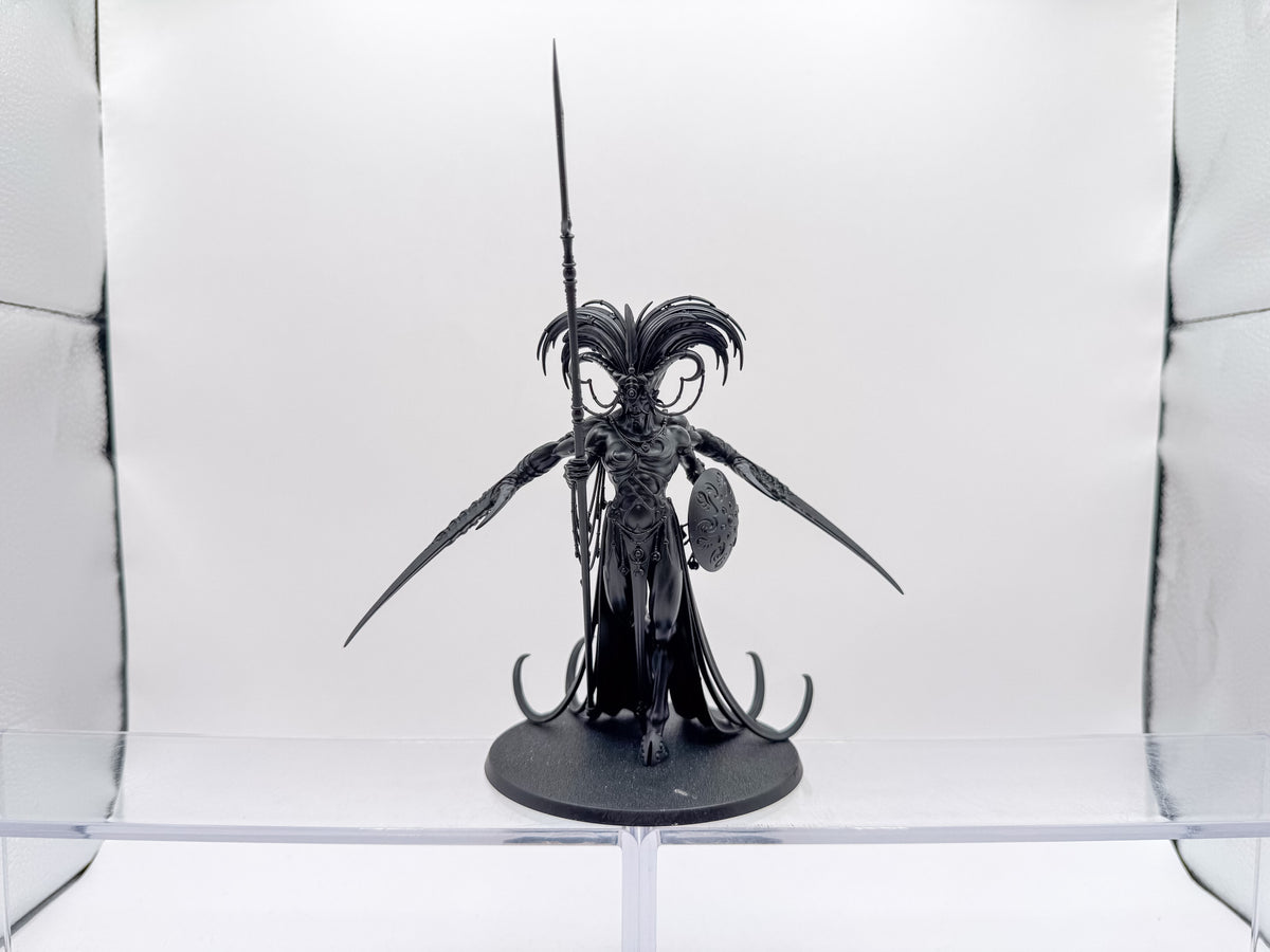 Shalaxi Helbane Emperor's Children Warhammer 40K Games Workshop Unit #554