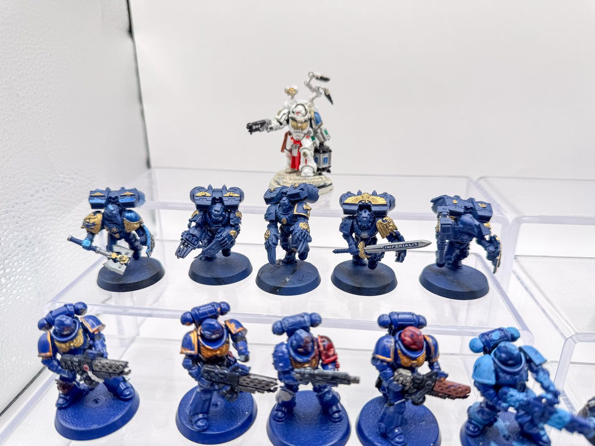 Lieutenant with Combi-weapon Space Marines Army Lot Warhammer 40K Games Workshop Unit #562