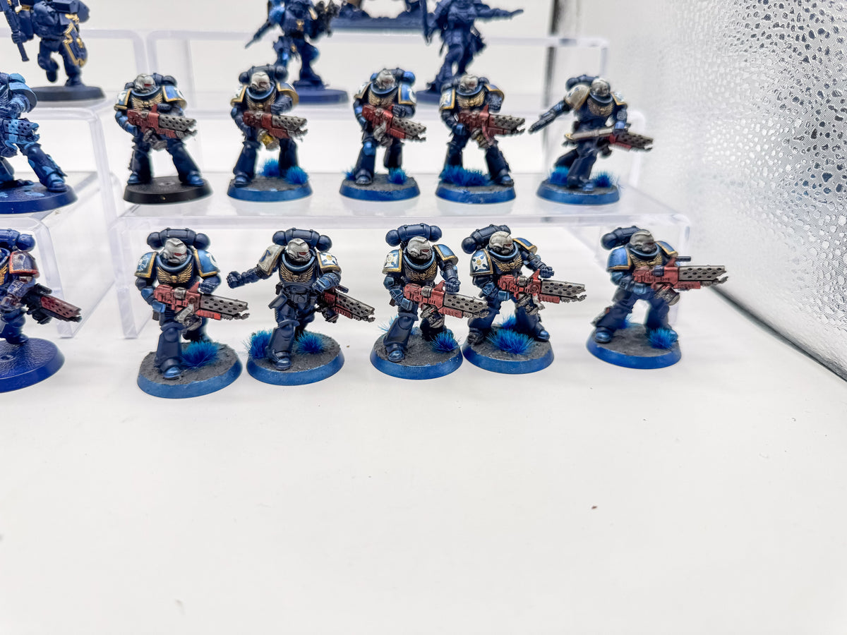 Lieutenant with Combi-weapon Space Marines Army Lot Warhammer 40K Games Workshop Unit #562