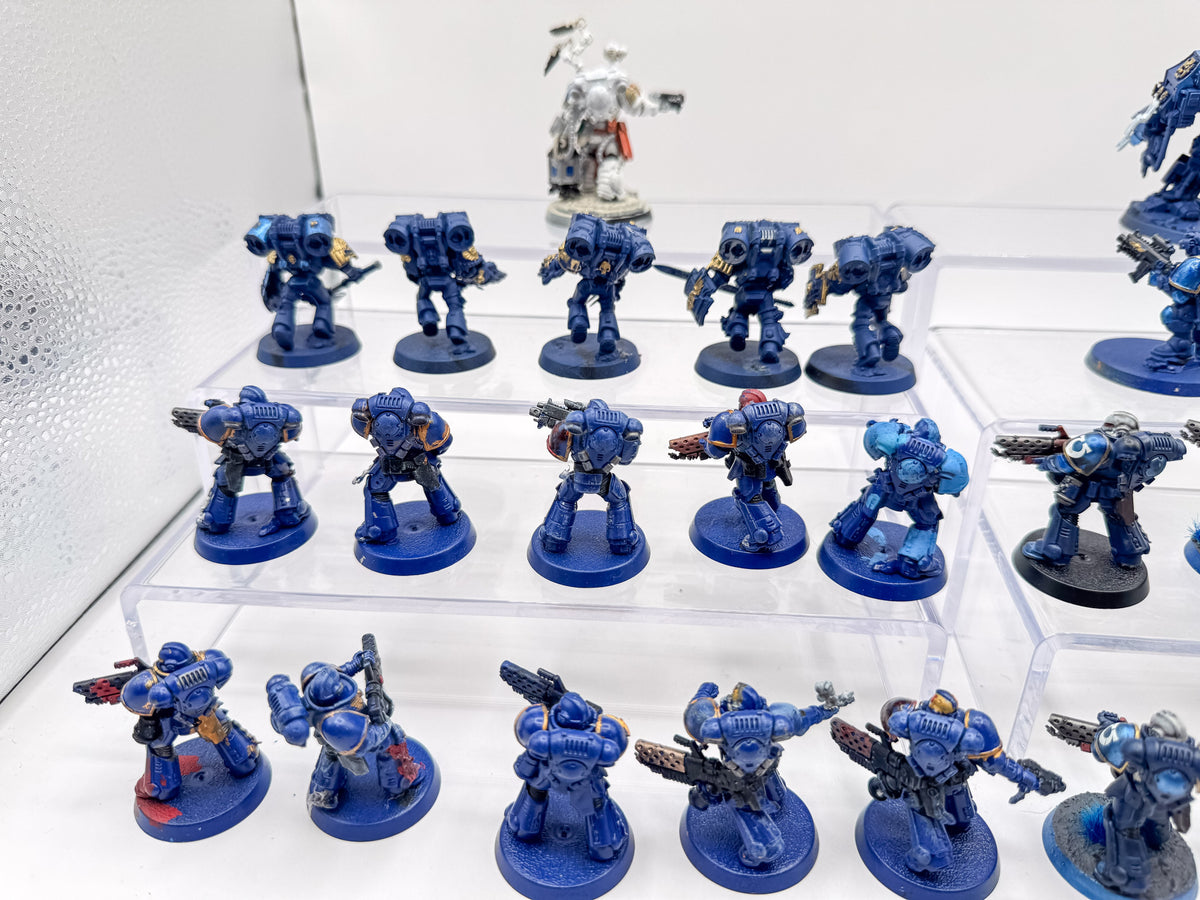 Lieutenant with Combi-weapon Space Marines Army Lot Warhammer 40K Games Workshop Unit #562