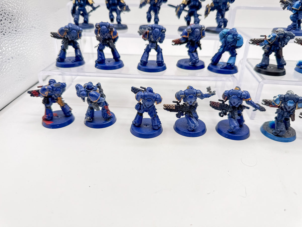 Lieutenant with Combi-weapon Space Marines Army Lot Warhammer 40K Games Workshop Unit #562