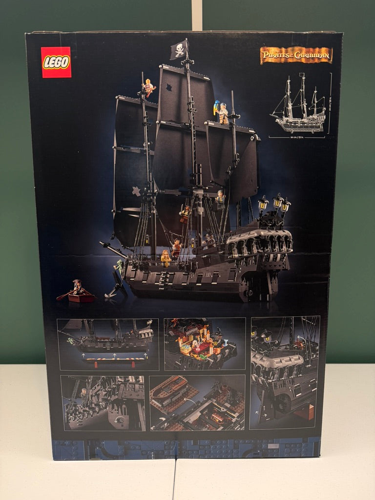 LEGO Disney Captain Jack Sparrow's Pirate Ship 10365 NISB Great Condition