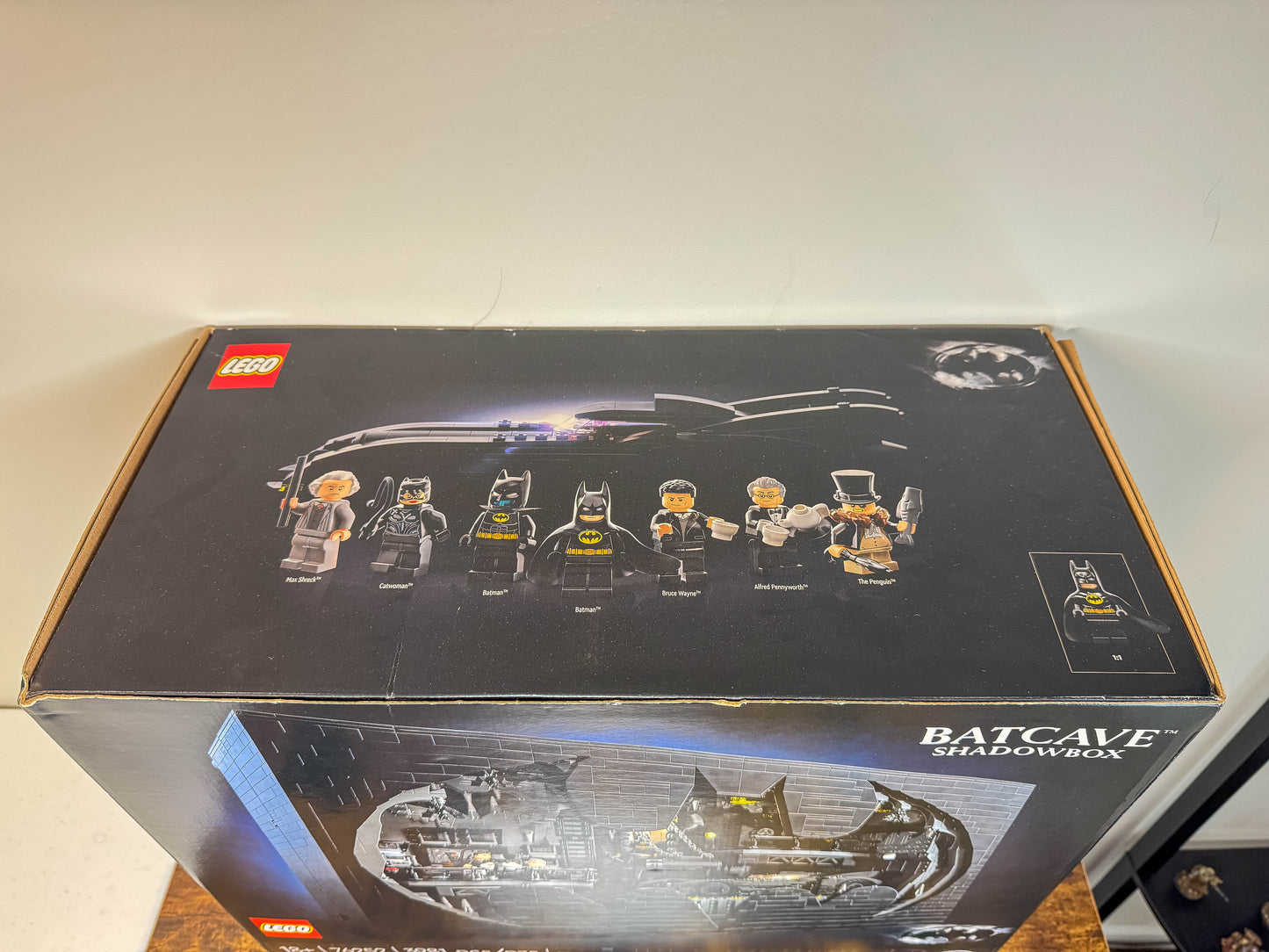 LEGO DC Comics Super Heroes Batman Returns Batcave – Shadow Box 76252