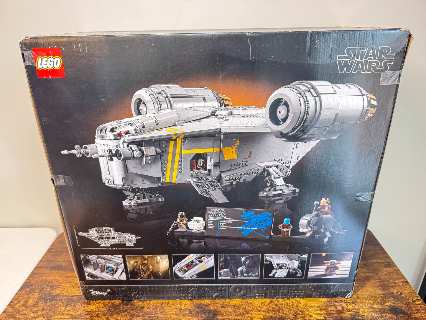 LEGO Star Wars Ultimate Collector Series The Razor Crest 75331 Factory Sealed