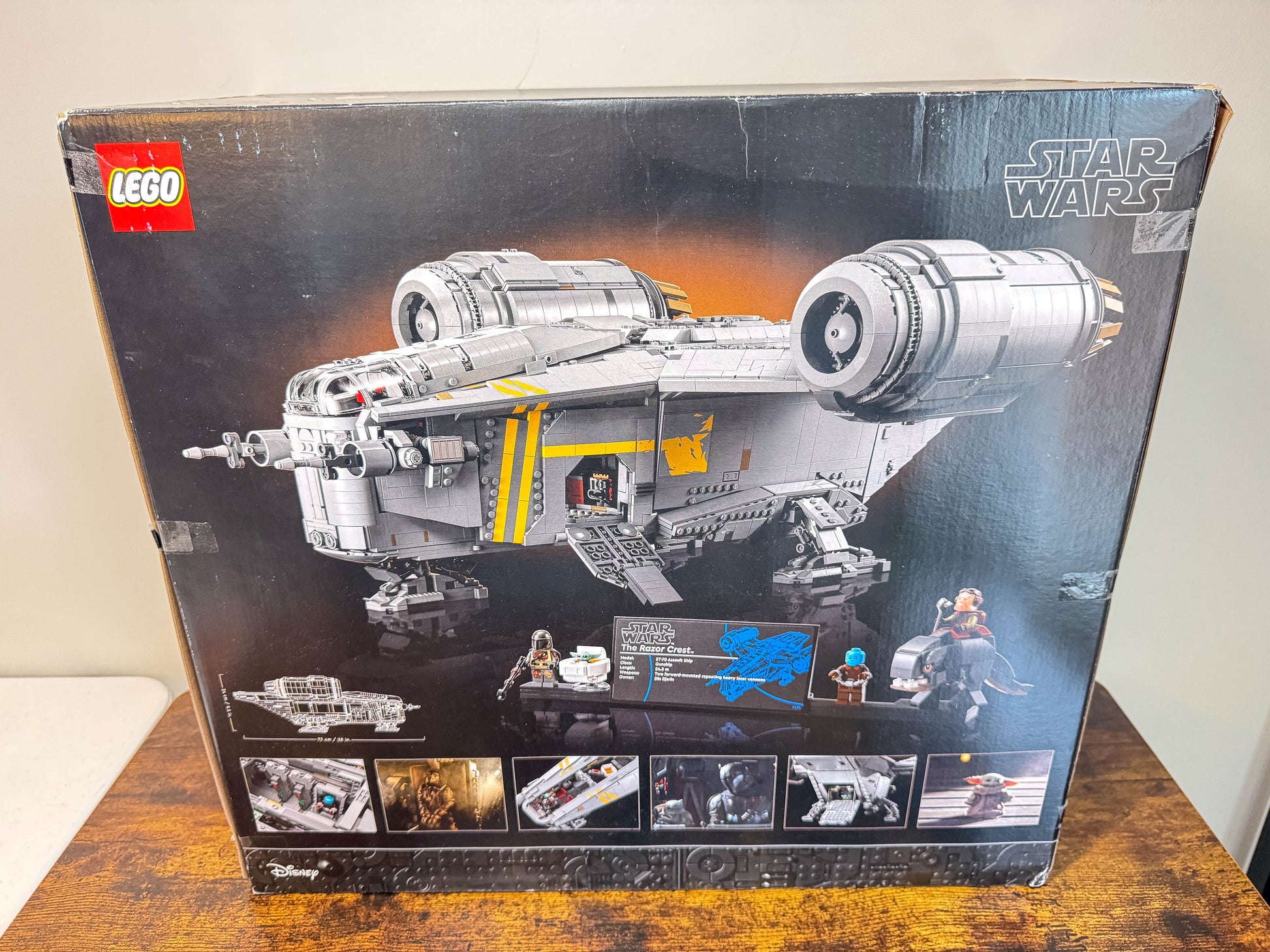 LEGO Star Wars Ultimate Collector Series The Razor Crest 75331 Factory Sealed