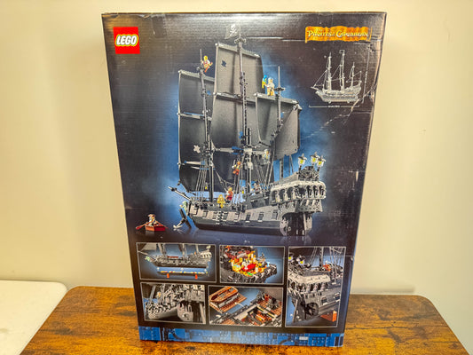 LEGO Icons Pirates of the Caribbean Captain Jack Sparrow's Pirate Ship 10365 Unit #253