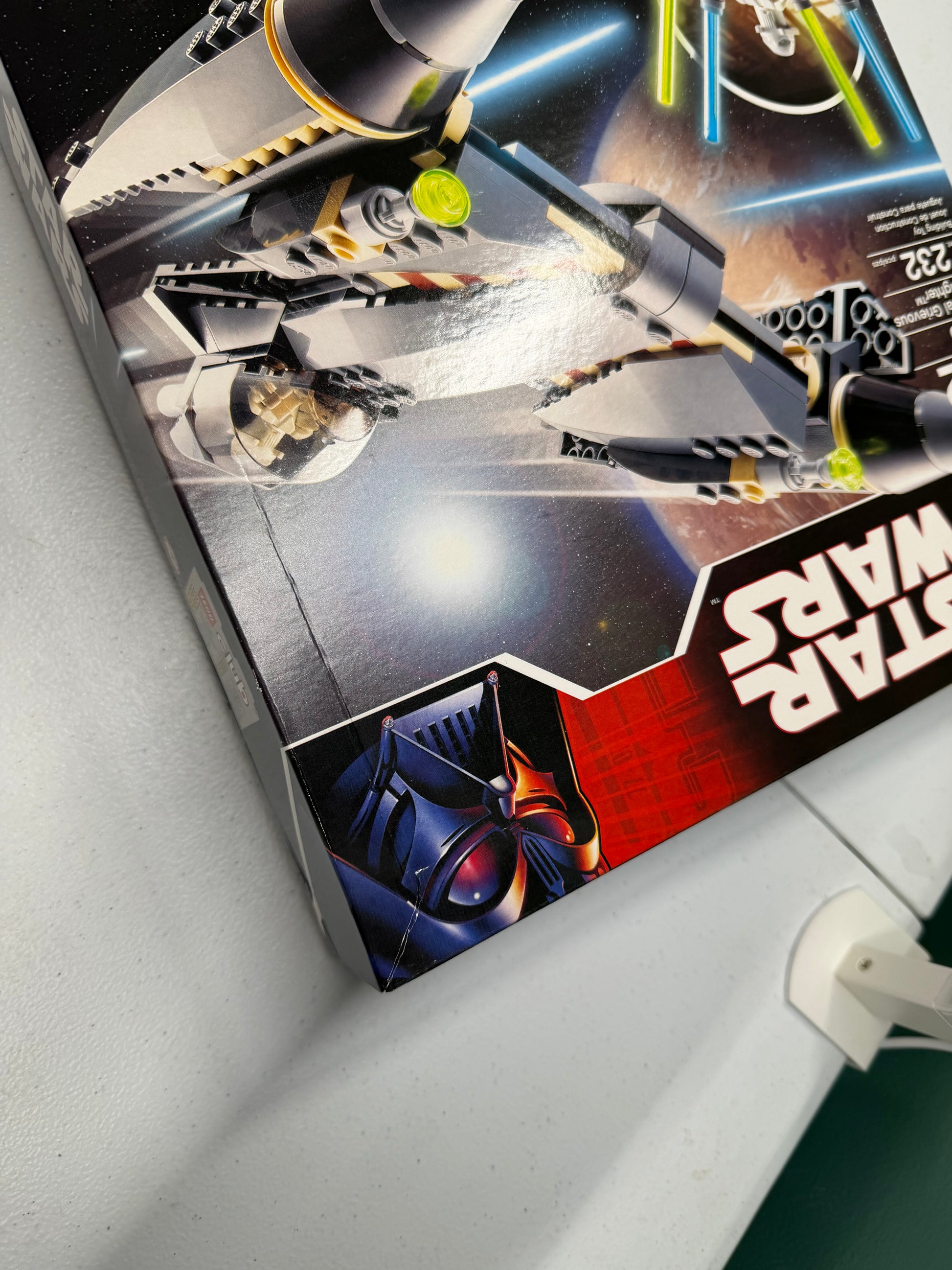 LEGO Star Wars General Grievous Starfighter 7656 NISB Excellent Condition!