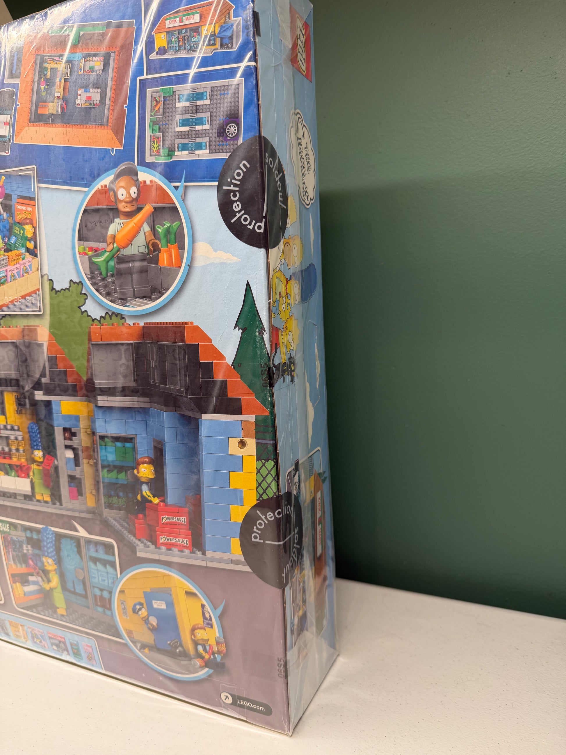 LEGO The Simpsons The Kwik-E-Mart 71016 New In Sealed Box Great Condition #A