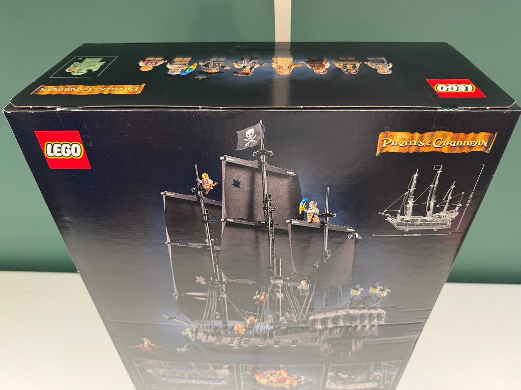 LEGO Disney Captain Jack Sparrow's Pirate Ship 10365 NISB Great Condition