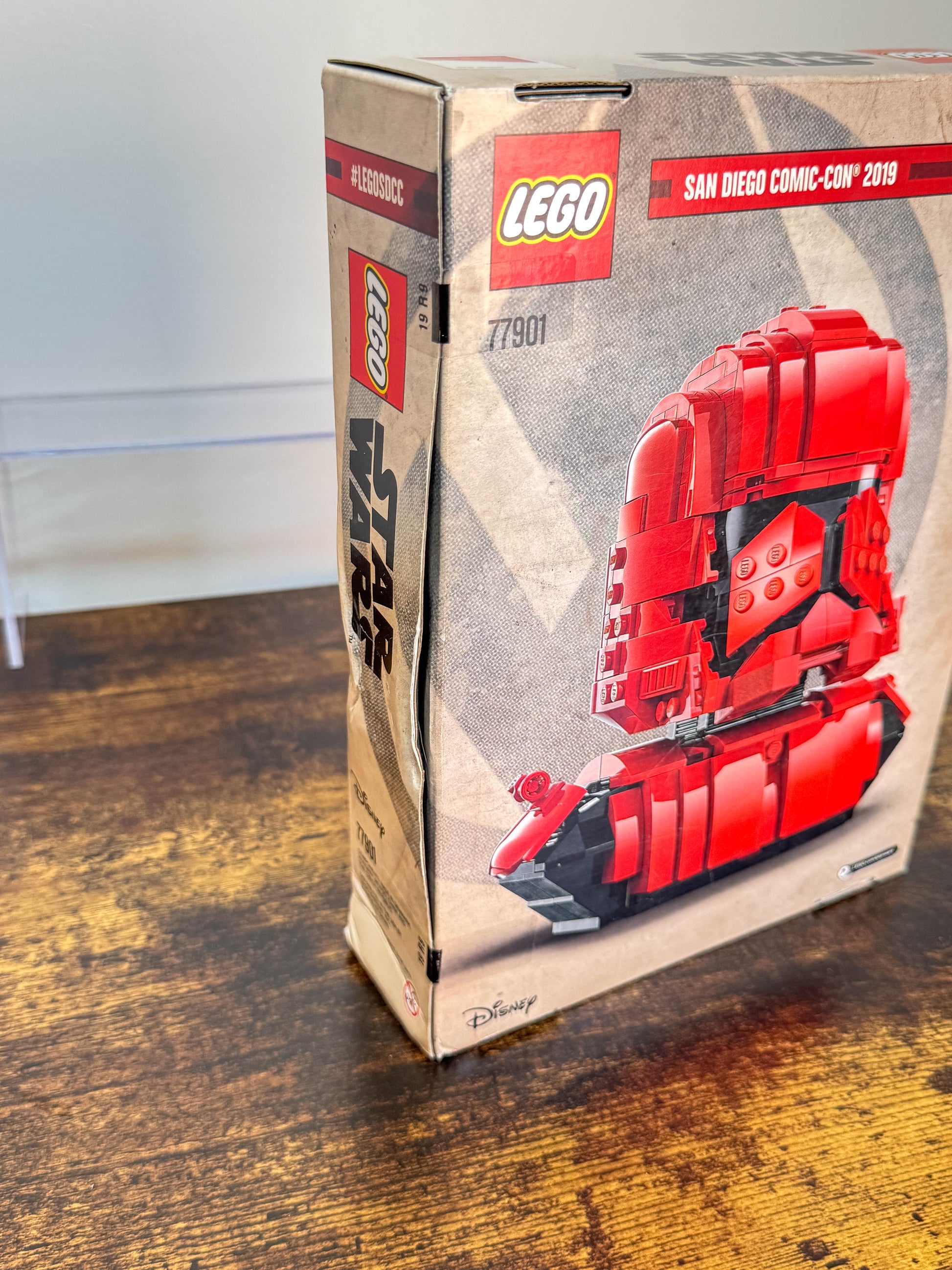 LEGO Star Wars The Rise of Skywalker Sith Trooper Bust 77901 Factory Sealed