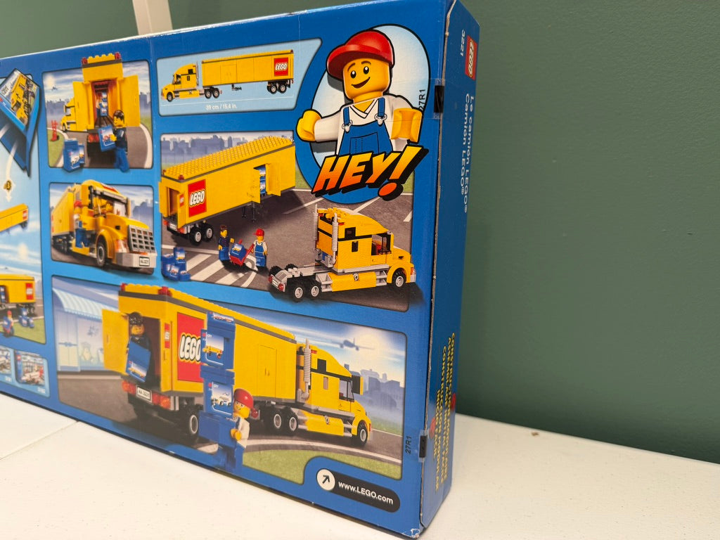 LEGO City LEGO Truck 3221 New In Sealed Box Good Condition!