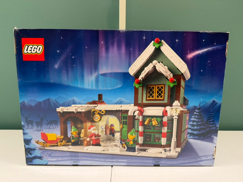 LEGO 2025 Employee Exclusive - Toy Store 4002025 NISB Fair Condition