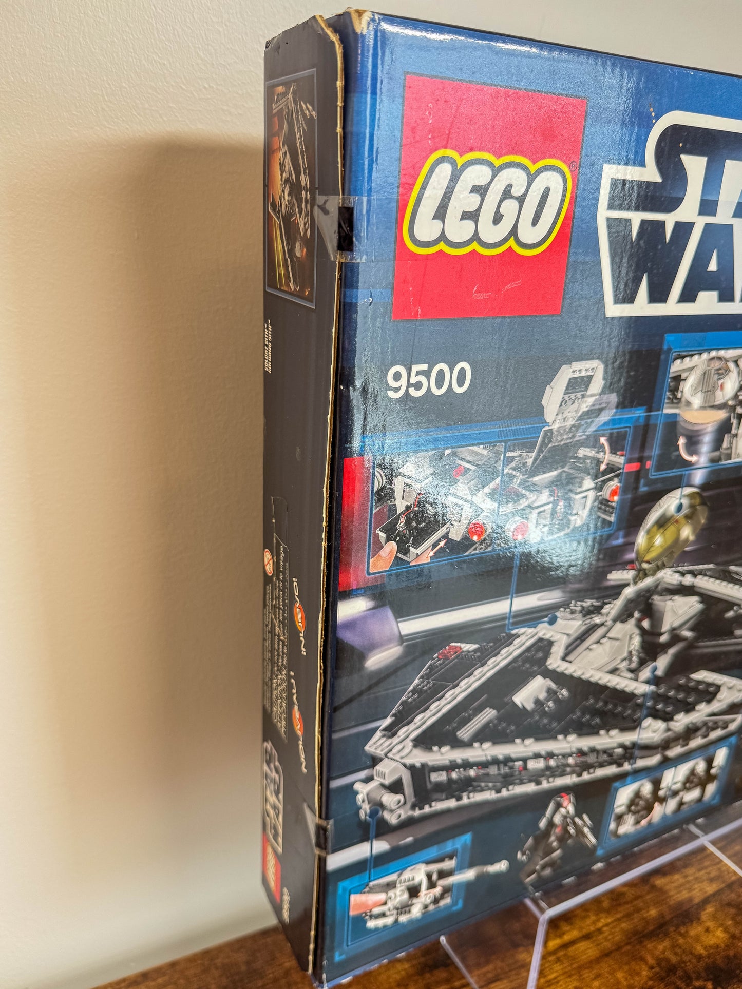 LEGO Star Wars The Old Republic Sith Fury-class Interceptor 9500 Open Box