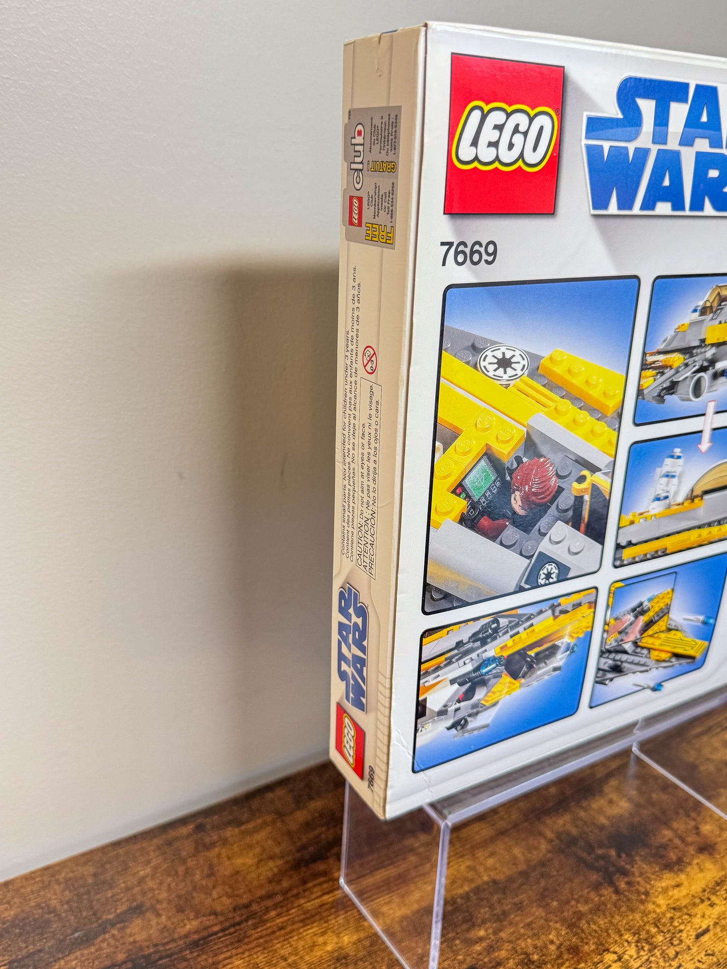 LEGO Star Wars The Clone Wars Anakin's Jedi Starfighter 7669 New Factory Sealed