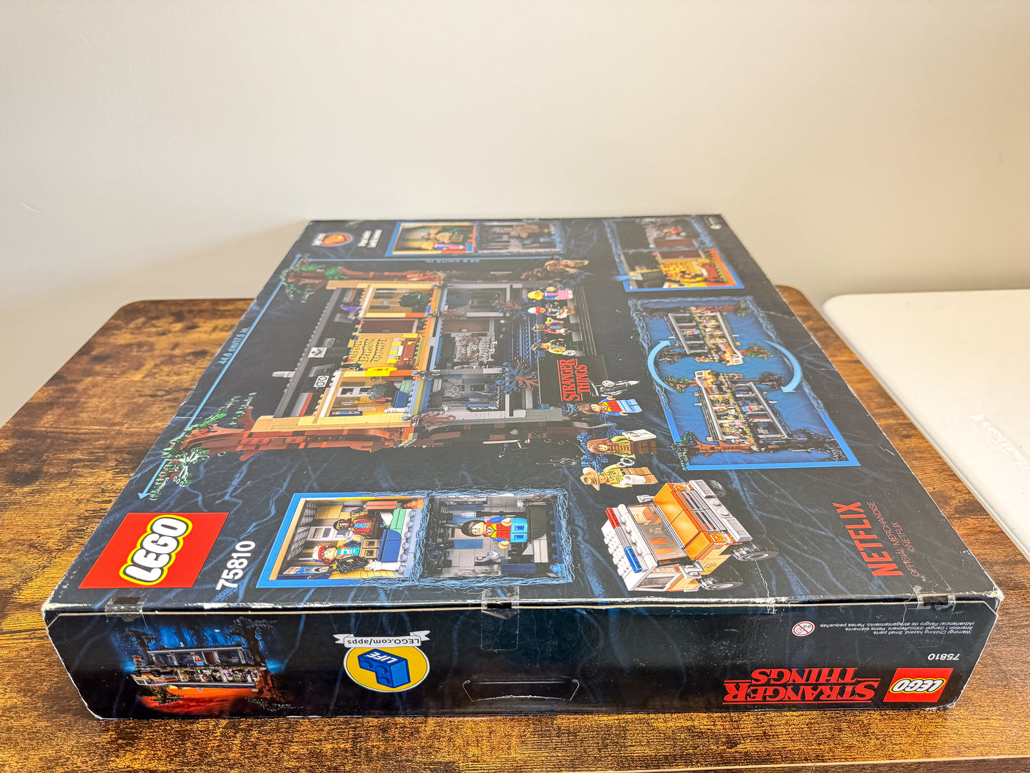 LEGO Stranger Things The Upside Down 75810 Factory Sealed Unit #339