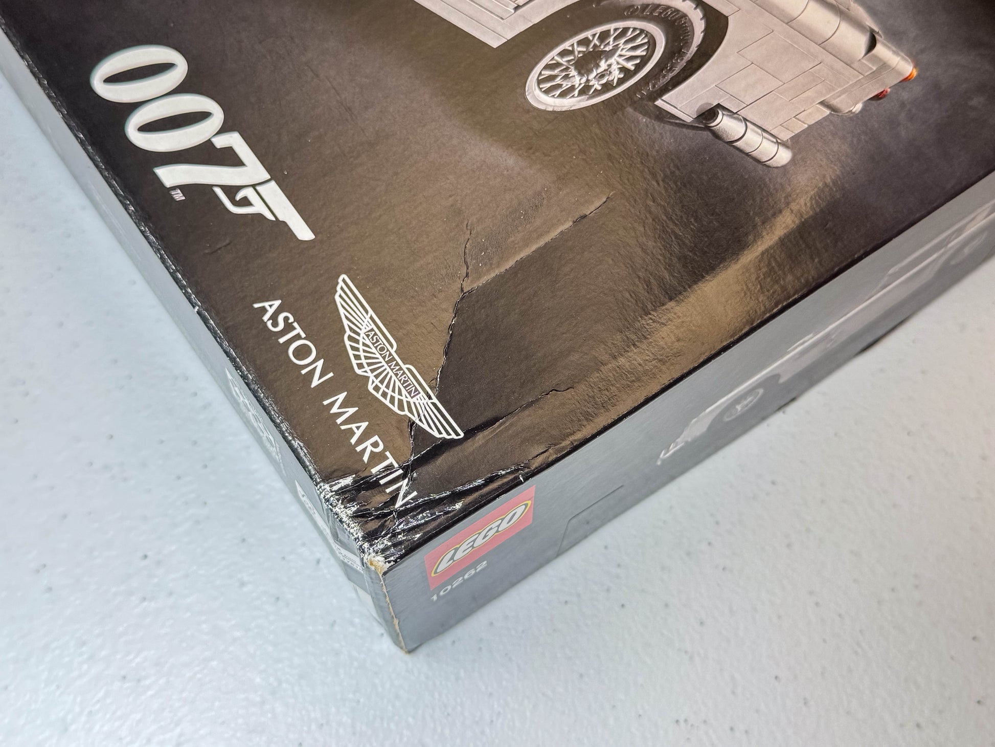 LEGO Icons Vehicles James Bond Aston Martin DB5 10262 Good Condition