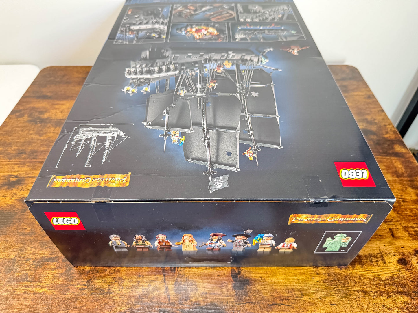 LEGO Icons Pirates of the Caribbean Captain Jack Sparrow's Pirate Ship 10365 Unit #253
