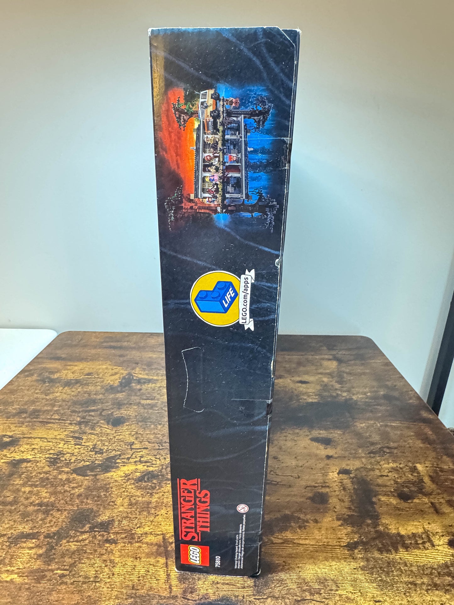 LEGO Stranger Things The Upside Down 75810 Factory Sealed Unit #227
