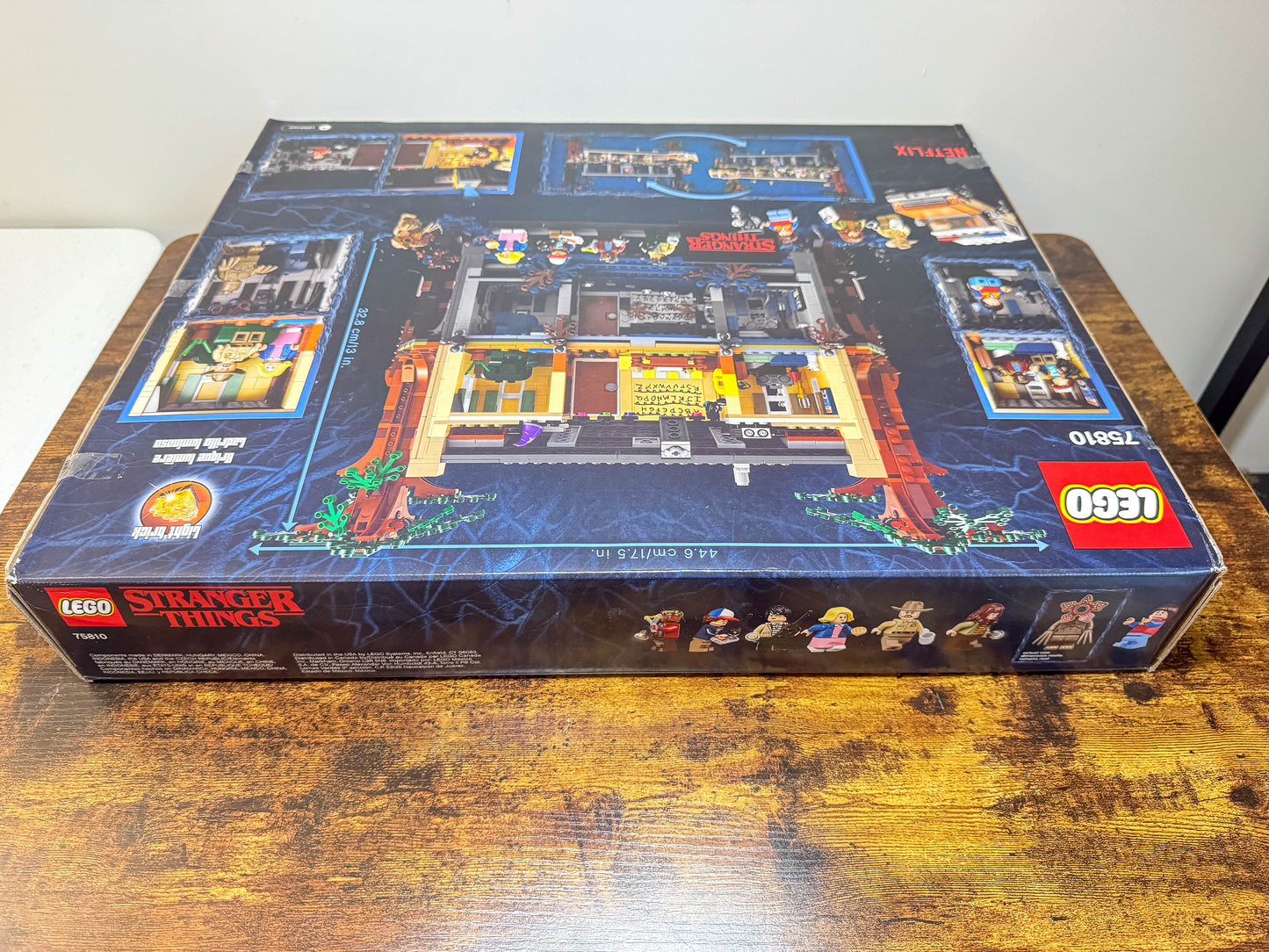 LEGO Stranger Things The Upside Down 75810 Factory Sealed Unit #261