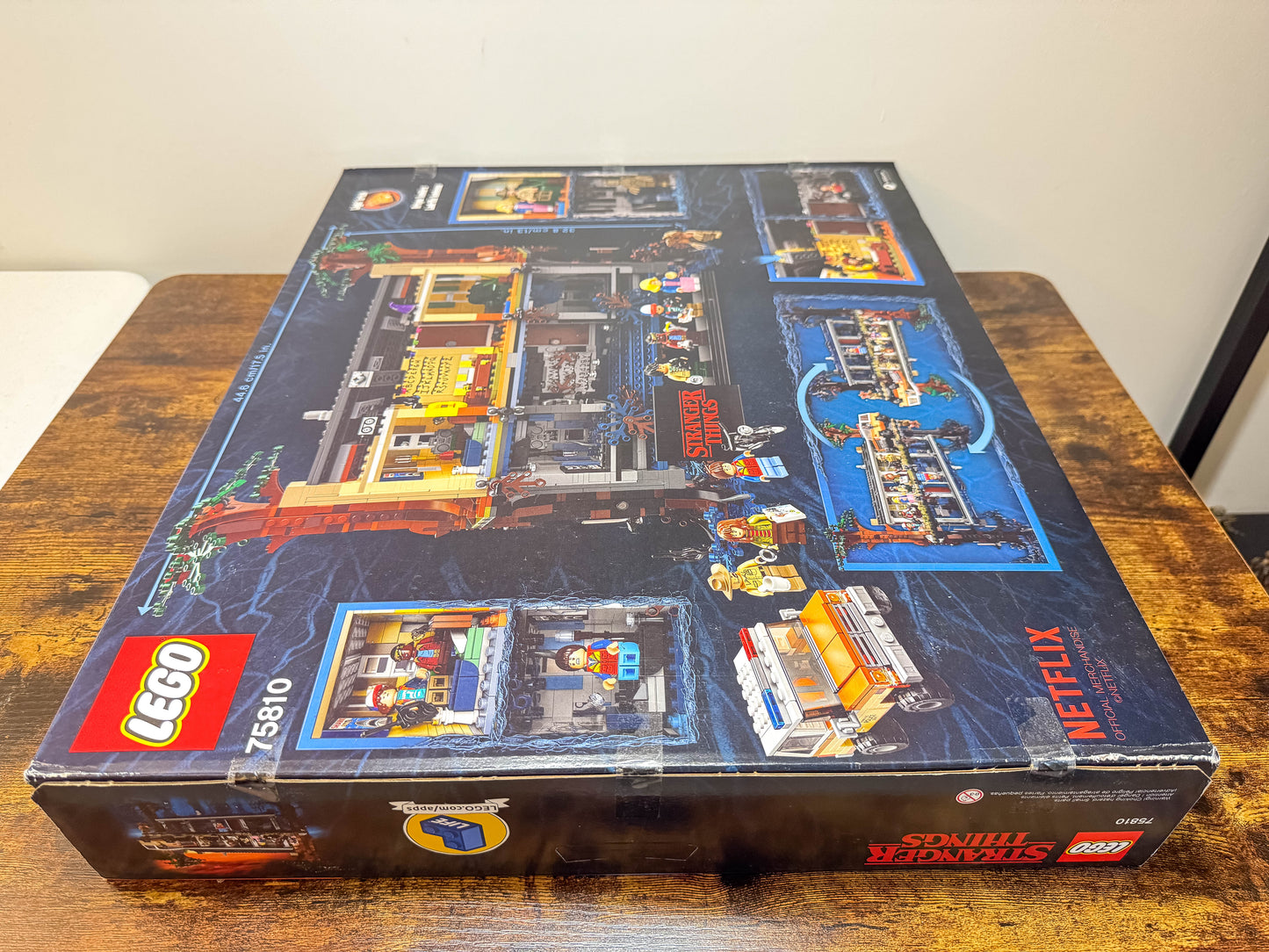 LEGO Stranger Things The Upside Down 75810 Factory Sealed Unit #261